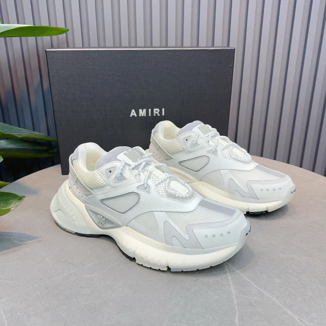 [AMIRI Amir] P: 760💰Size for couples: Female 35-40; Male 39-44; (Customized at 45.46) AMIRI Amir New Autumn and Winter Products New Autumn Latest Catwalk Couple Color Block Bread Casual Sports Shoes Series 〰 Casual fashion style full of details New generation of bone shoes popular classic upgrades Super comfortable and super popular! AUTRY is an exclusive version of AUTRY couple casual shoes from a high street brand in Los Angeles. Many celebrity Internet celebrities have the same style. Chinese new rapper Xiaobai Gali, Wang Yibo, Yang Mi and other Internet celebrity bloggers are competing for their feet. The three-dimensional molded metal logo on the side of the AJ1 shoe is on par with Nike's popular Fog. The heroic value instantly has a bit of punk rock flavor, all showing fashion sense and street style... ▪ Upper: original custom-made cowhide + original custom-made breathable mesh ▪Inner lining: original customized breathable mesh ▪Outsole: original molded two-color TPU rubber combination outsole.